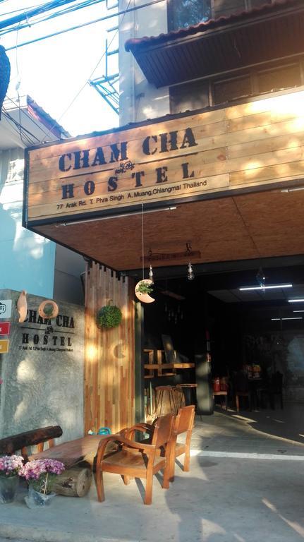 Cham Cha Hostel Чиангмай Экстерьер фото