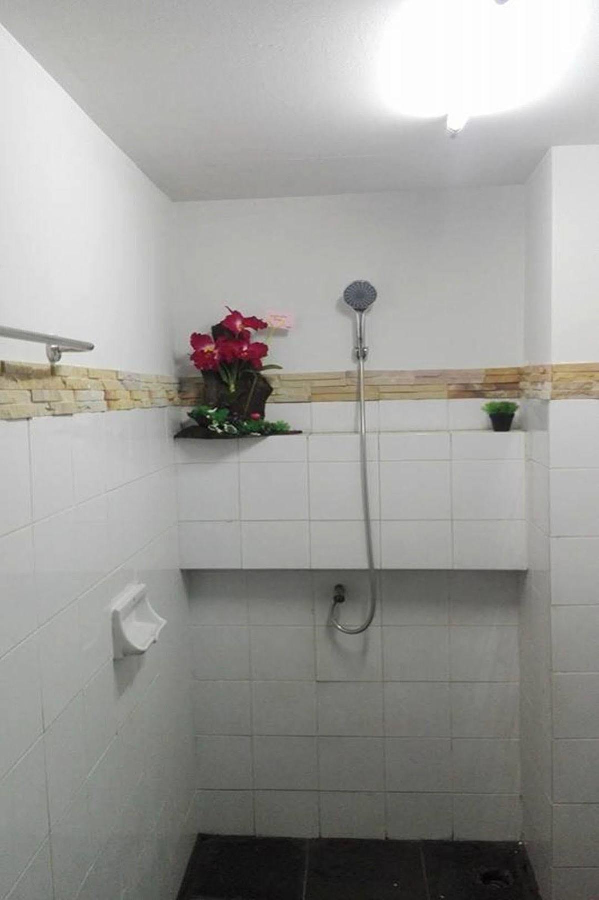 Cham Cha Hostel Чиангмай Экстерьер фото