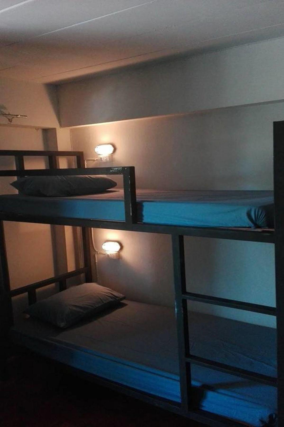 Cham Cha Hostel Чиангмай Экстерьер фото