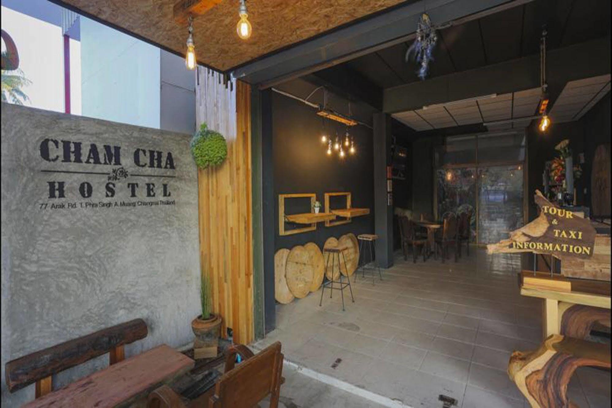 Cham Cha Hostel Чиангмай Экстерьер фото